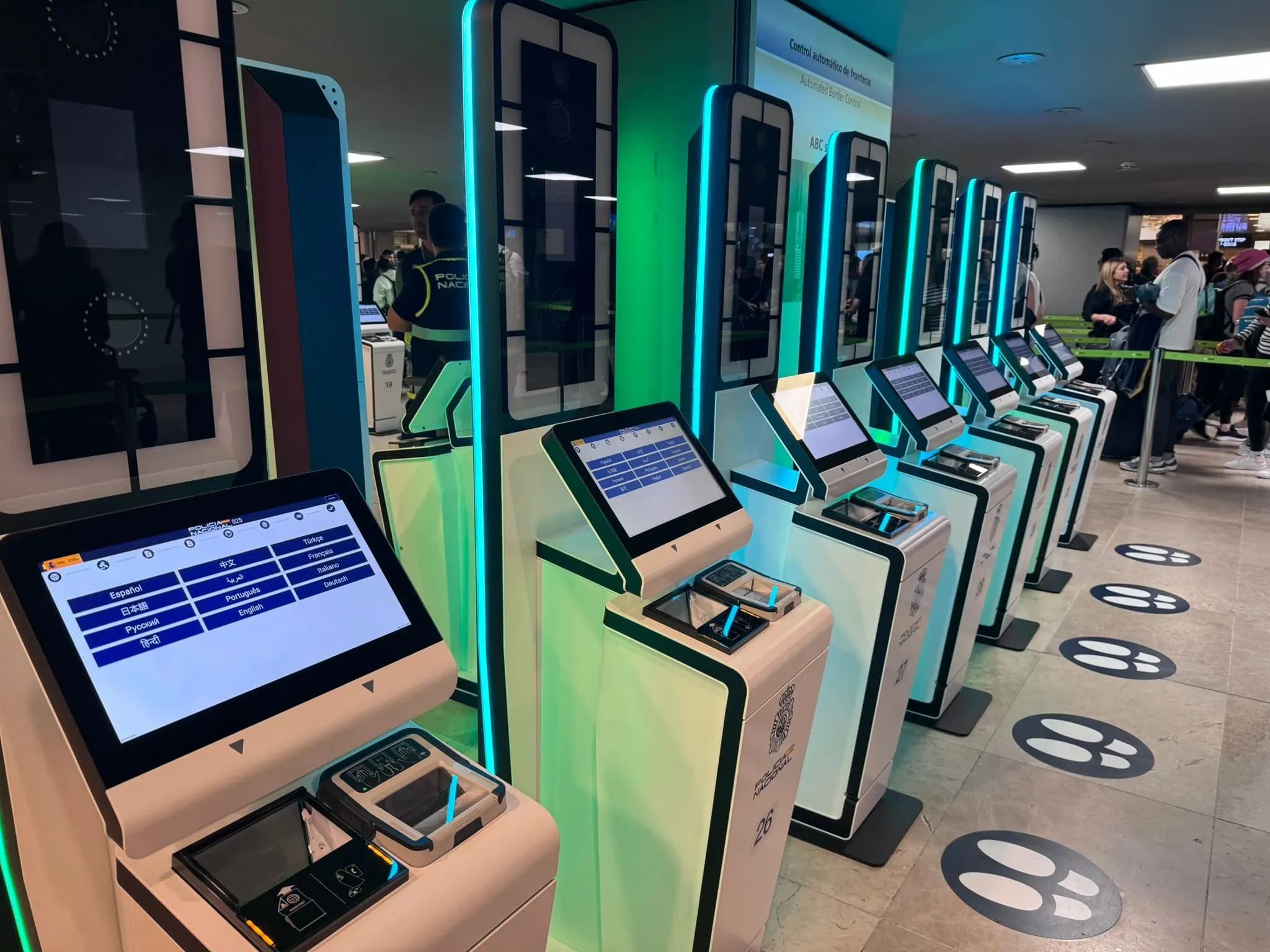 Valenciaport adjudica a Interim Services Solutions la asistencia al pasajero