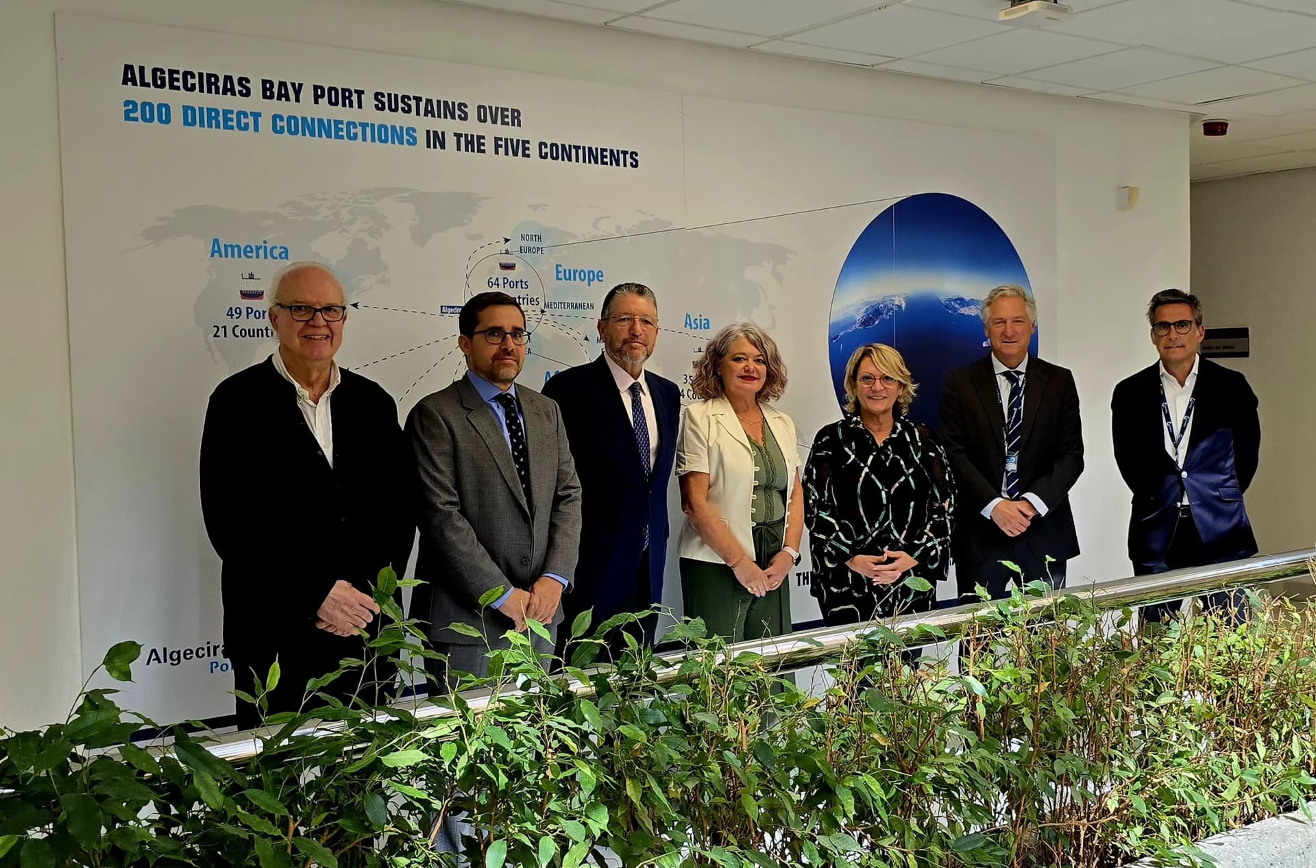 La comisionada para la Competitividad Industrial visita el Puerto de Algeciras y el Campo de Gibraltar