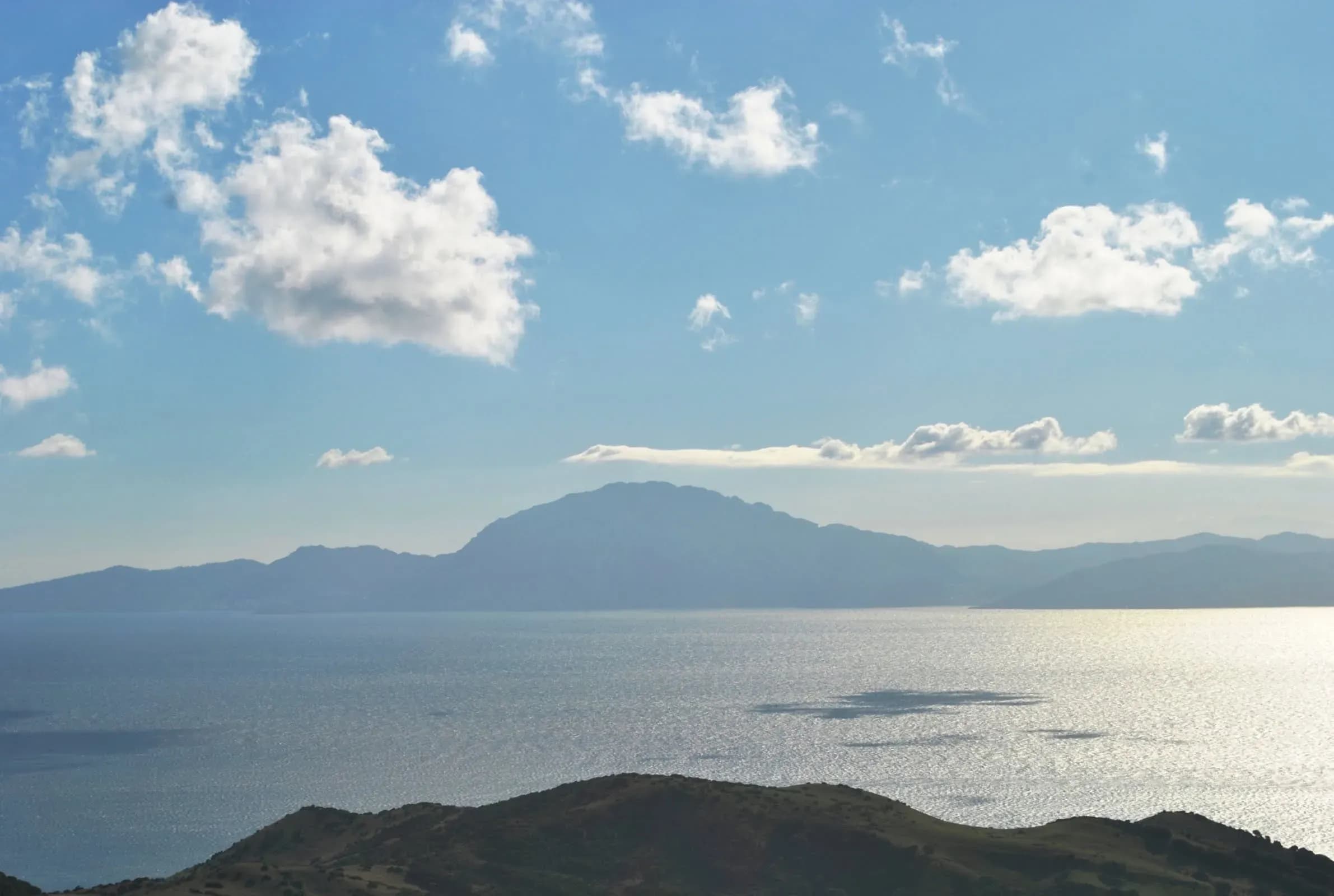 Ceuta recibe el primer cable submarino de la interconexión eléctrica con la península