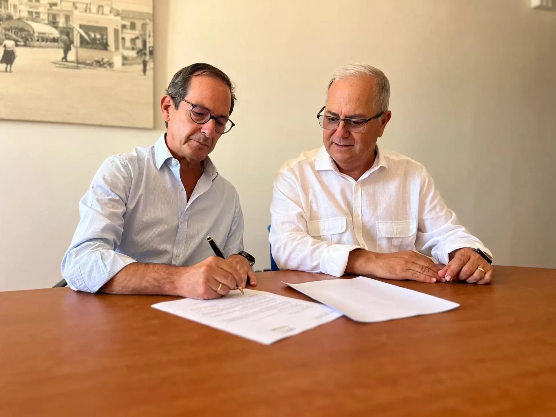 Red Eléctrica colaborará con la pesca artesanal en La Atunara mediante un acuerdo con la OPP72