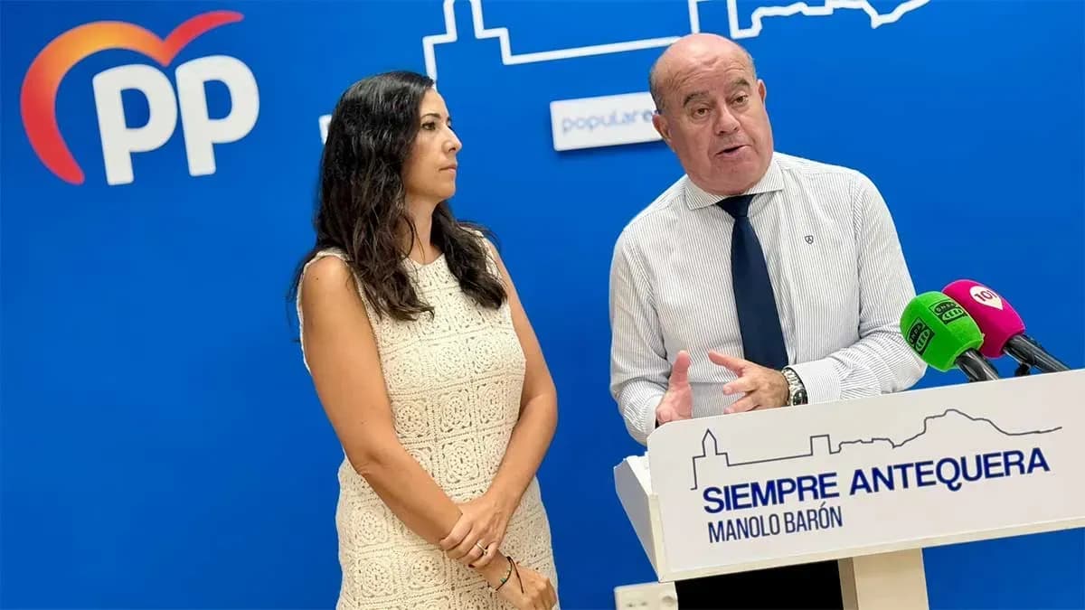Antequera pedirá al Gobierno que actúe por la exclusión del Puerto de Algeciras de la ruta marítima de EE.UU.