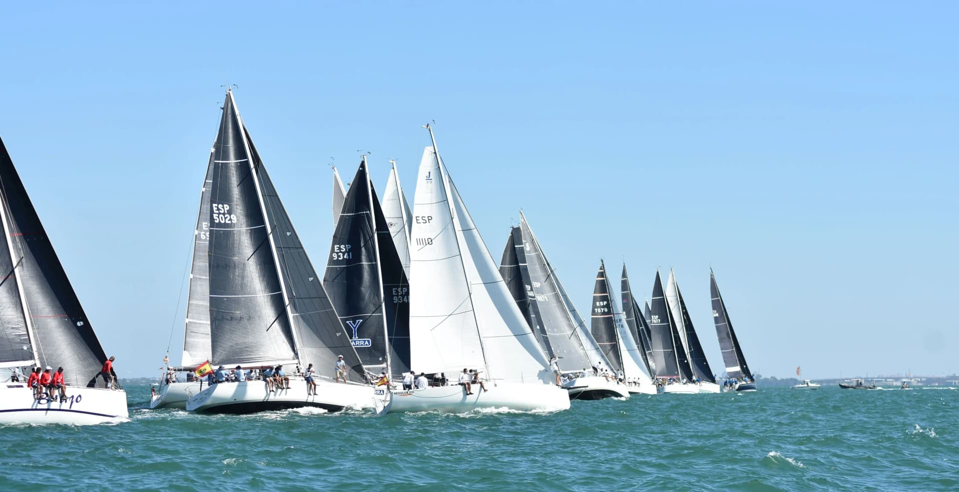 La 54ª Semana Náutica de El Puerto de Santa María arrancó con emoción y protagonismo luso