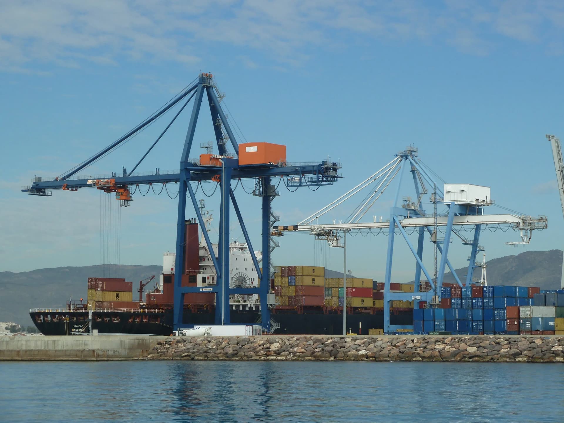 El Puerto de Castellón consolida su tráfico de contenedores con el arco mediterráneo y el norte de África