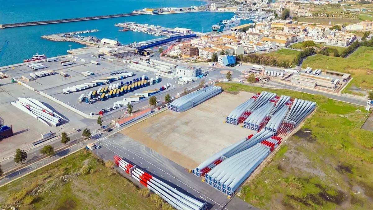 El Puerto de Motril cierra el primer semestre con un aumento del 7,14% en el tráfico de mercancías