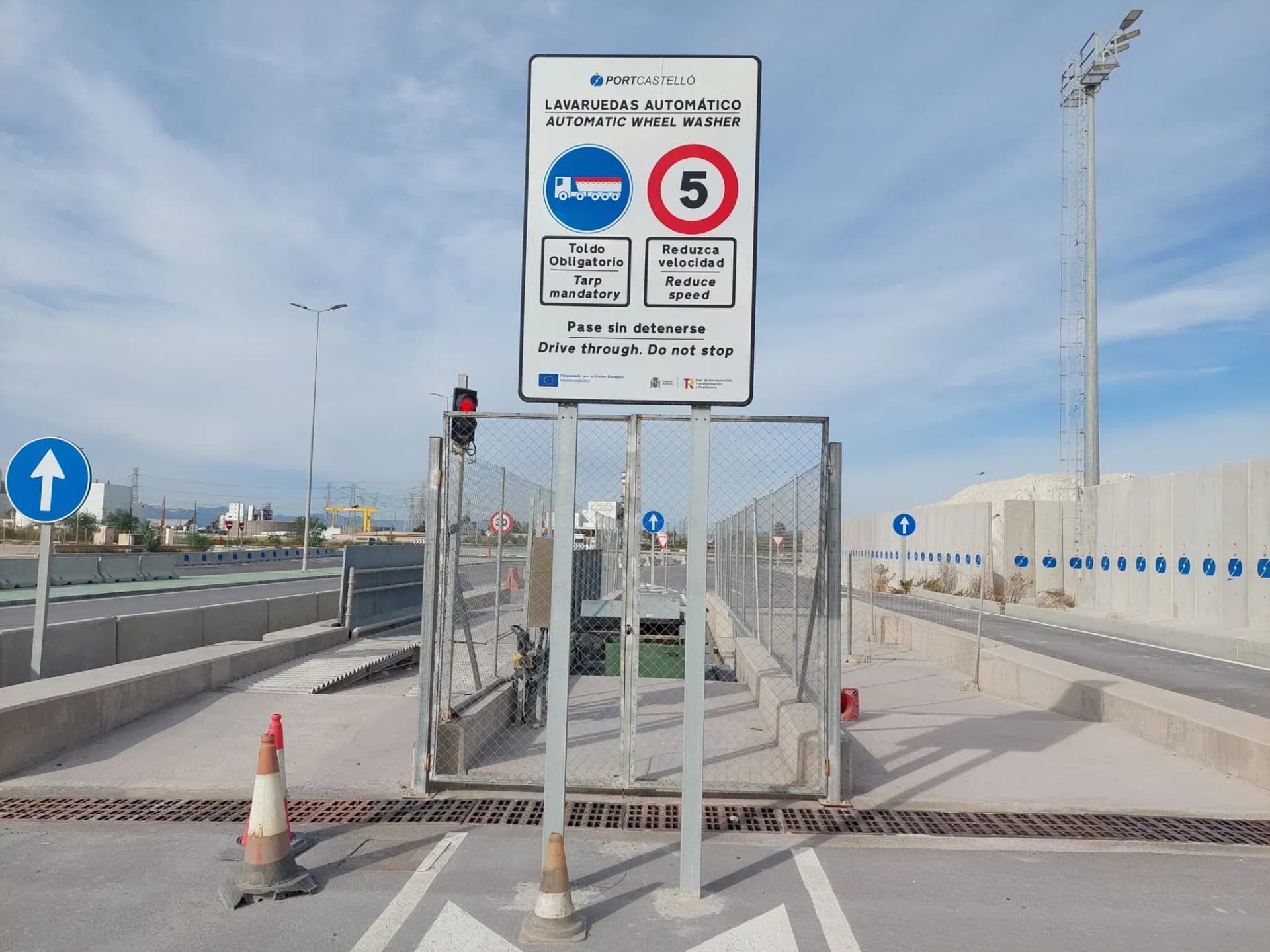El Puerto de Castellón licita el mantenimiento de los lavarruedas en sus dos dársenas