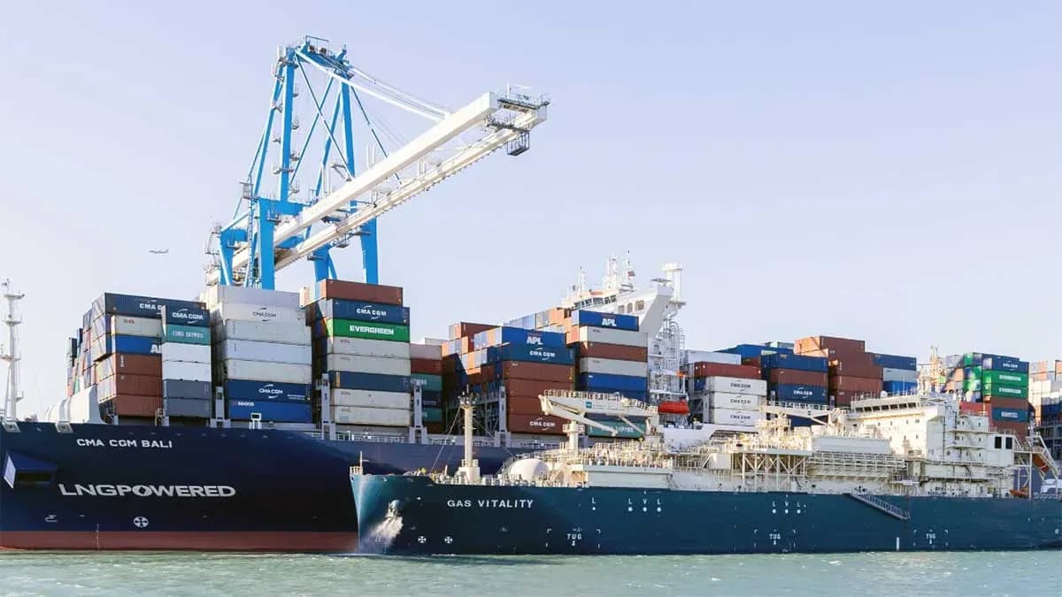 CMA CGM y TotalEnergies constituyen una joint venture para el suministro de GNL en el puerto de Róterdam
