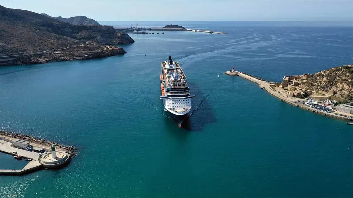 Cartagena recibe más de 87.000 cruceristas en el primer semestre y prevé superar los 250.000 pasajeros en 2025