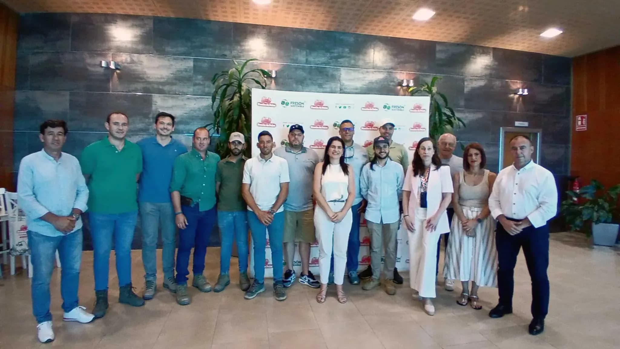 El sector hortofrutícola andaluz muestra su potencial exportador ante importadores de ocho mercados estratégicos