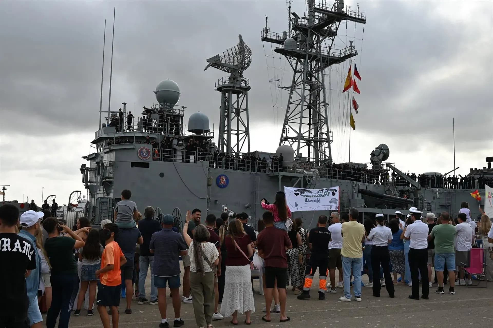 La fragata ‘Reina Sofía’ regresa a Rota tras completar su despliegue en la operación Atalanta