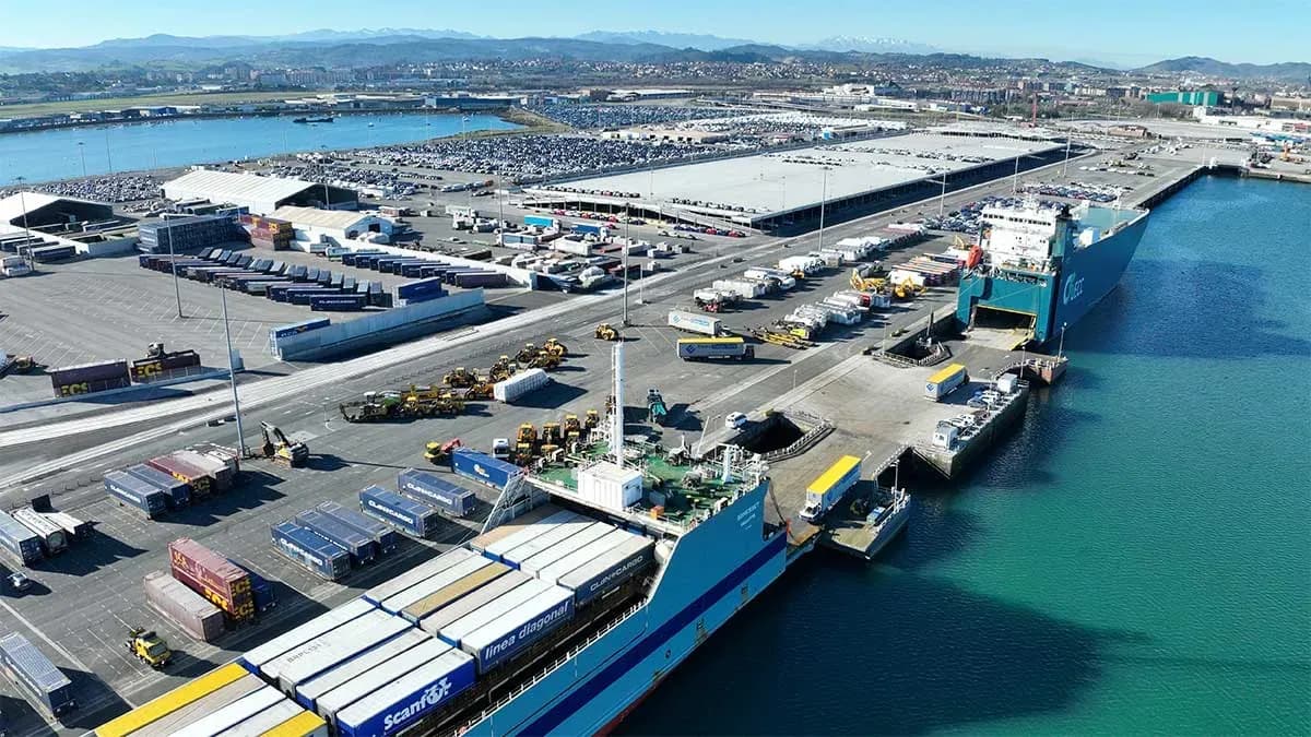 El Puerto de Santander licita la mejora del muelle de Raos 8