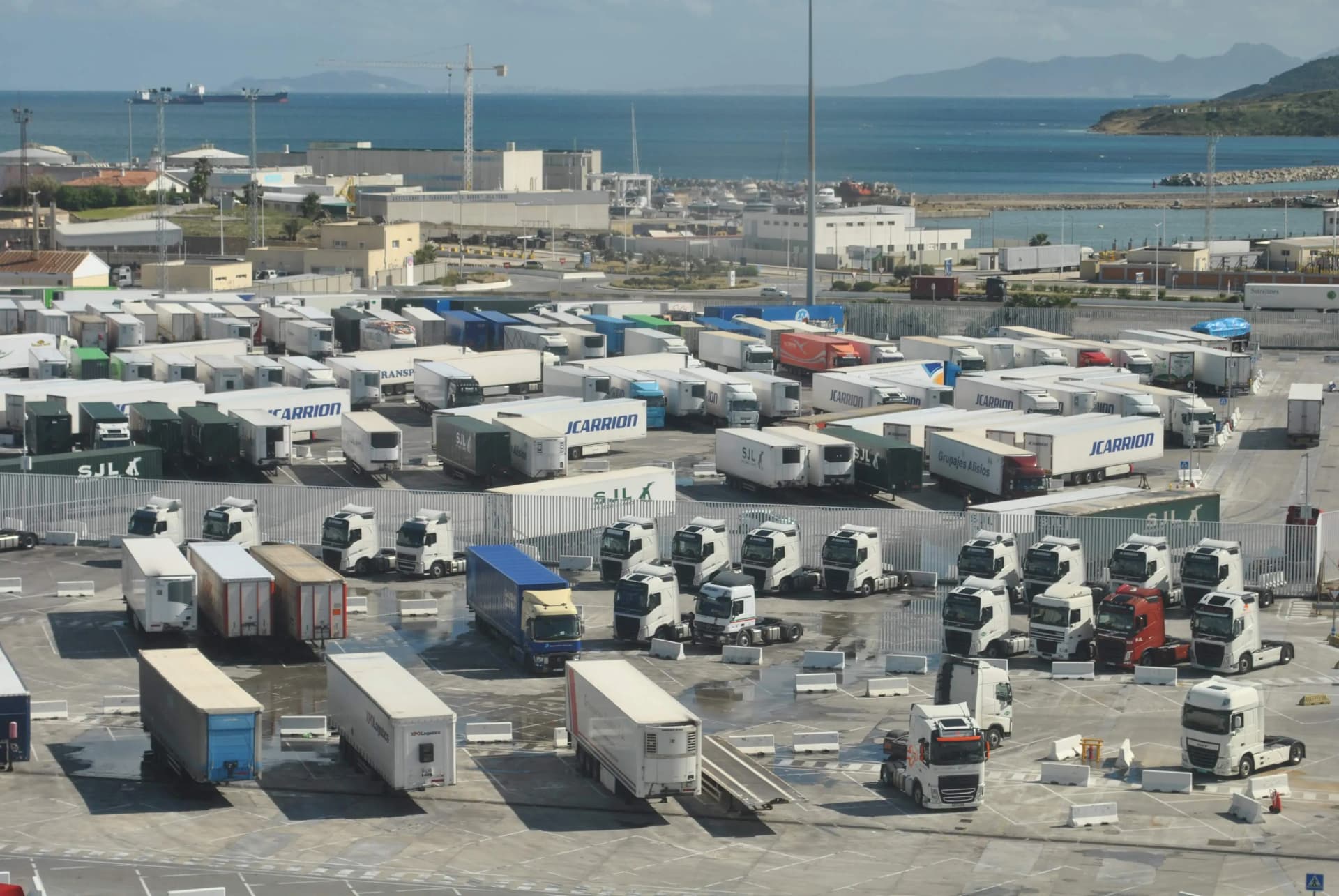 Licitado el Proyecto de habilitación de explanada para gestión de tráfico pesado en Isla Verde Exterior
