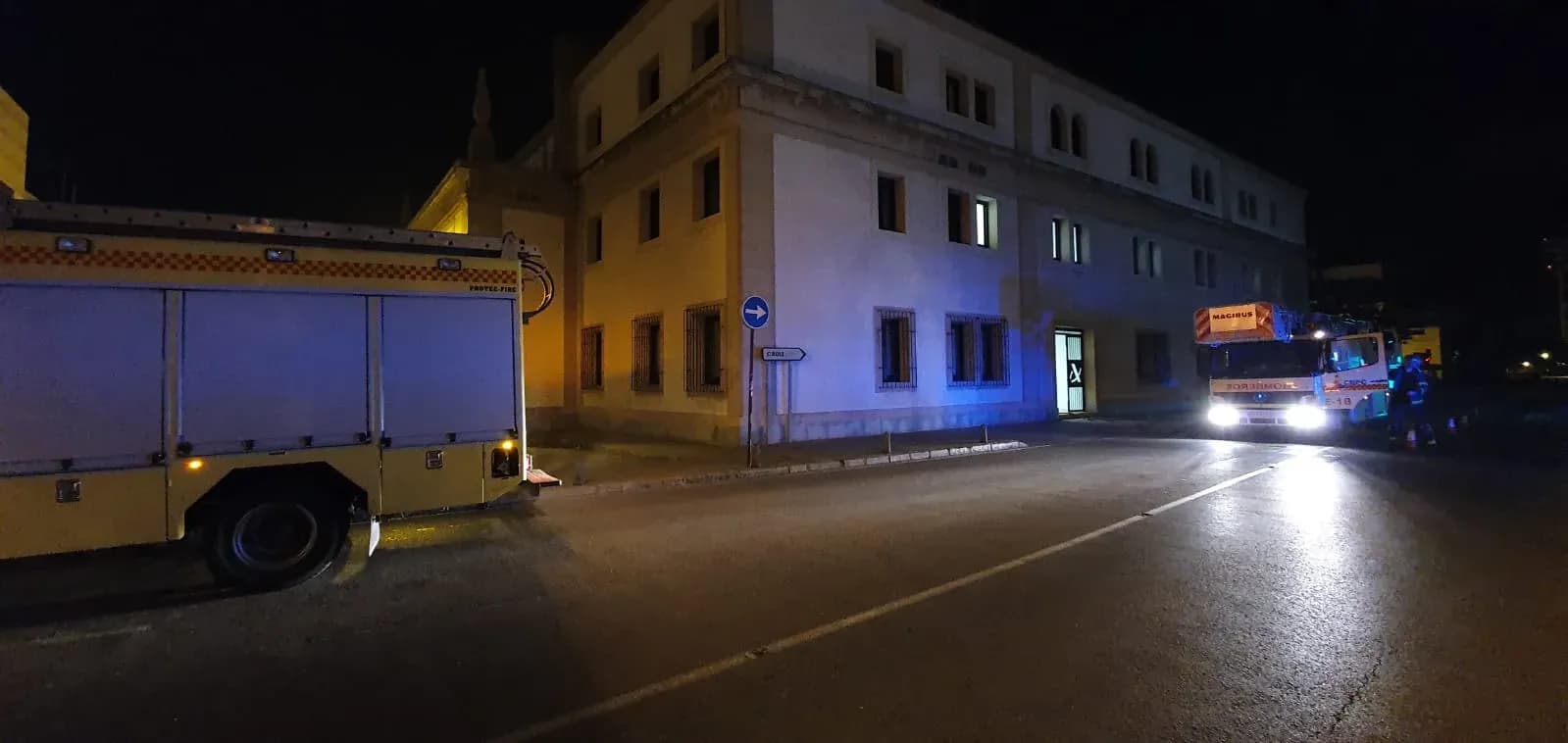 La Policía Portuaria evita males mayores en el edificio de Aduanas