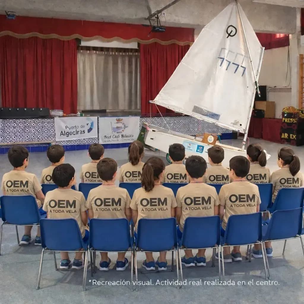 Más de 700 escolares descubren la vela con el programa educativo “A Toda Vela” en La Línea