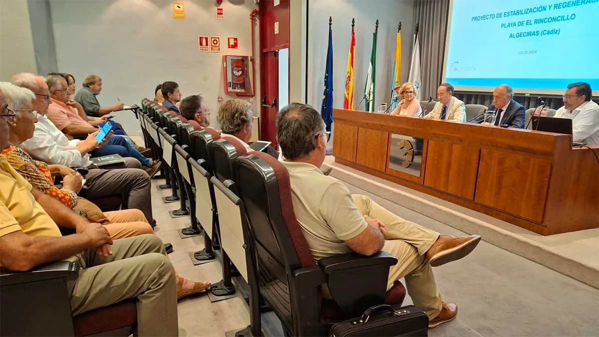 La Playa del Rinconcillo ganará 27.000 m2 gracias al proyecto de estabilización y regeneración