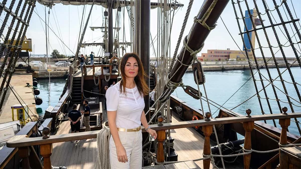 El Puerto de Almería abre sus puertas al Galeón Andalucía