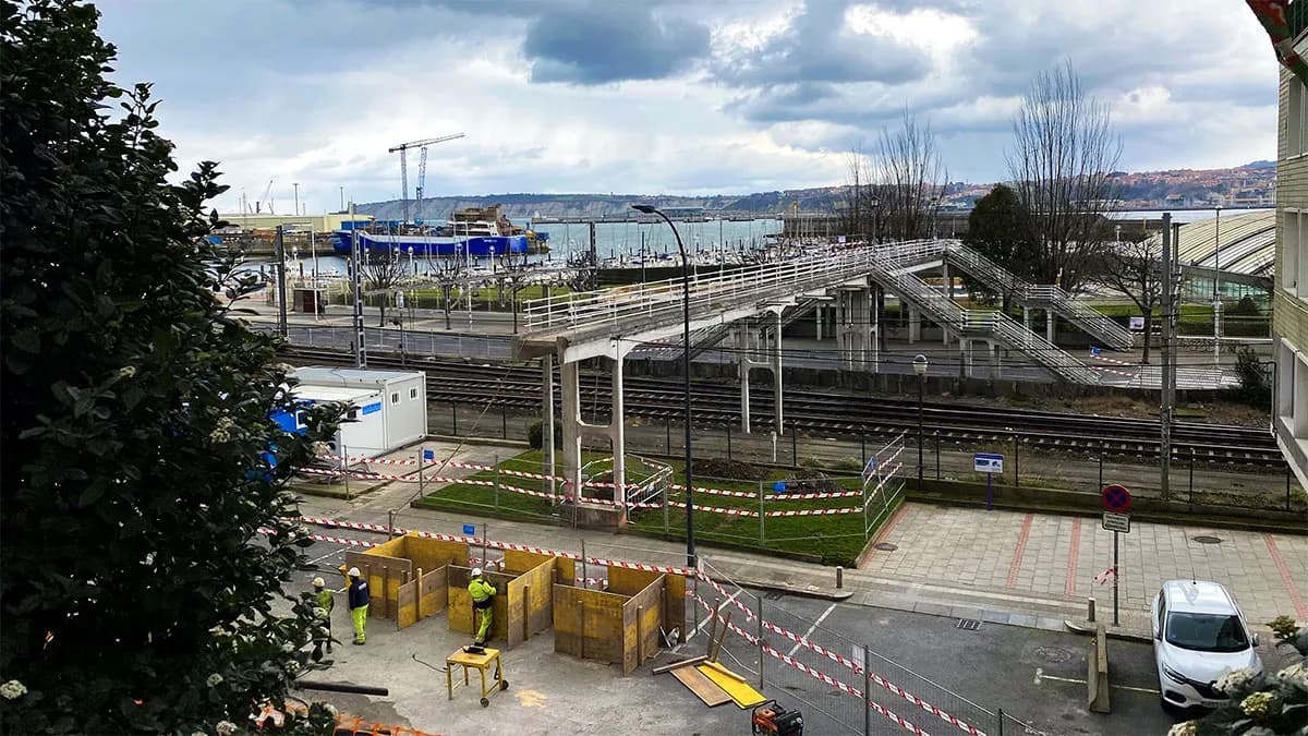 La Autoridad Portuaria de Bilbao inicia las obras de la nueva pasarela entre Murrieta y Reina Victoria