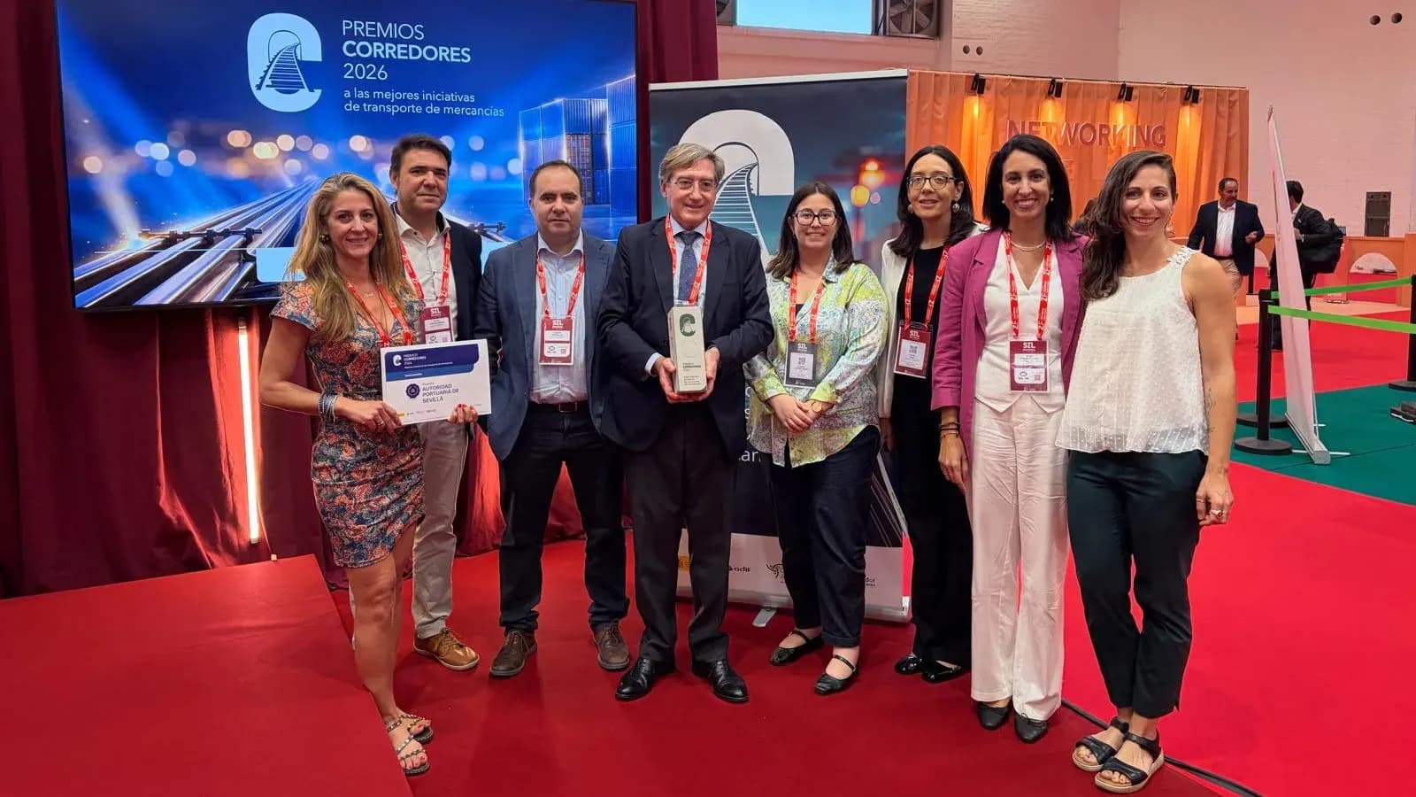 El Puerto de Sevilla recibe el Premio Corredores 2026 de Sostenibilidad por su participación en HYDEA