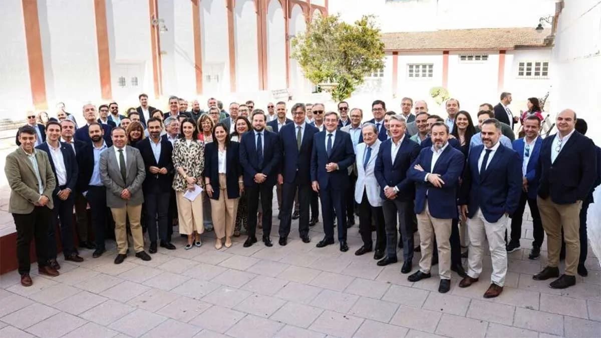 La Comunidad Portuaria de Sevilla estrecha lazos comerciales con Puente Genil