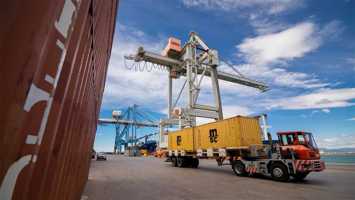 El Puerto de Castellón incrementa más de un 55% el tráfico de mercancías durante el mes de octubre