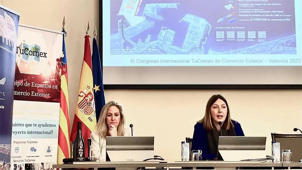 El Puerto de Valencia acoge el III Congreso «TuComex» sobre comercio exterior