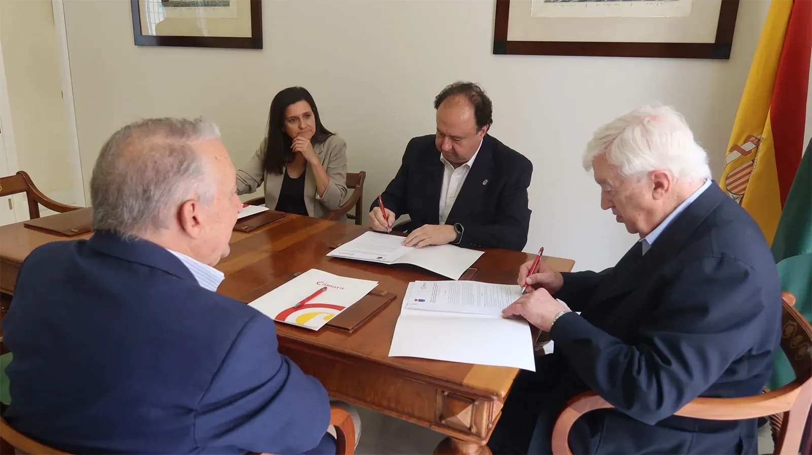 UCA y Cámara de Comercio de Cádiz crean un observatorio para analizar la sostenibilidad y competitividad de las pymes