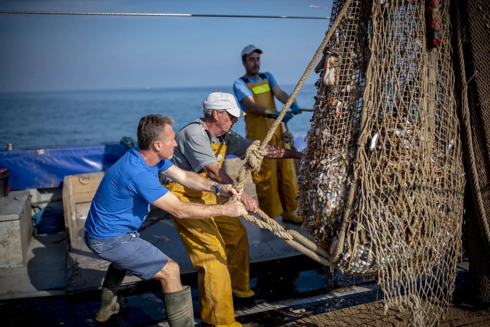 Upcycling the Oceans recupera 3.460 kilos de residuos del fondo marino andaluz en 2024