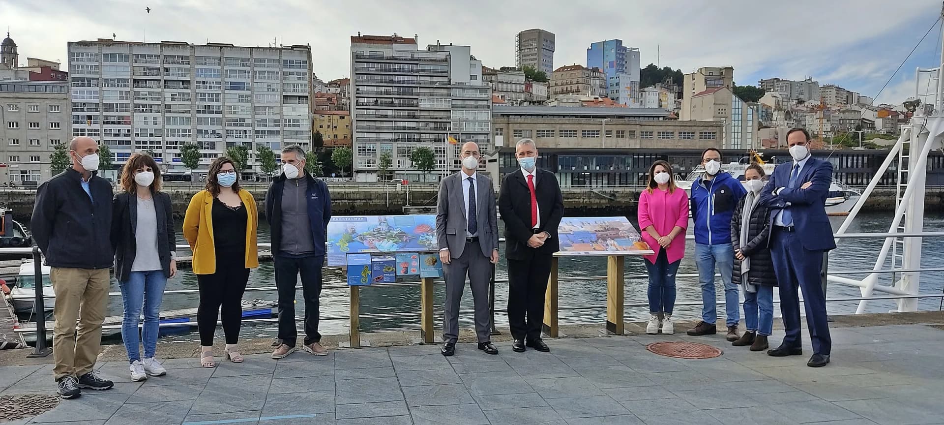Concluye la primera fase de `Peiraos do solpor´con la instalación de paneles divulgativos