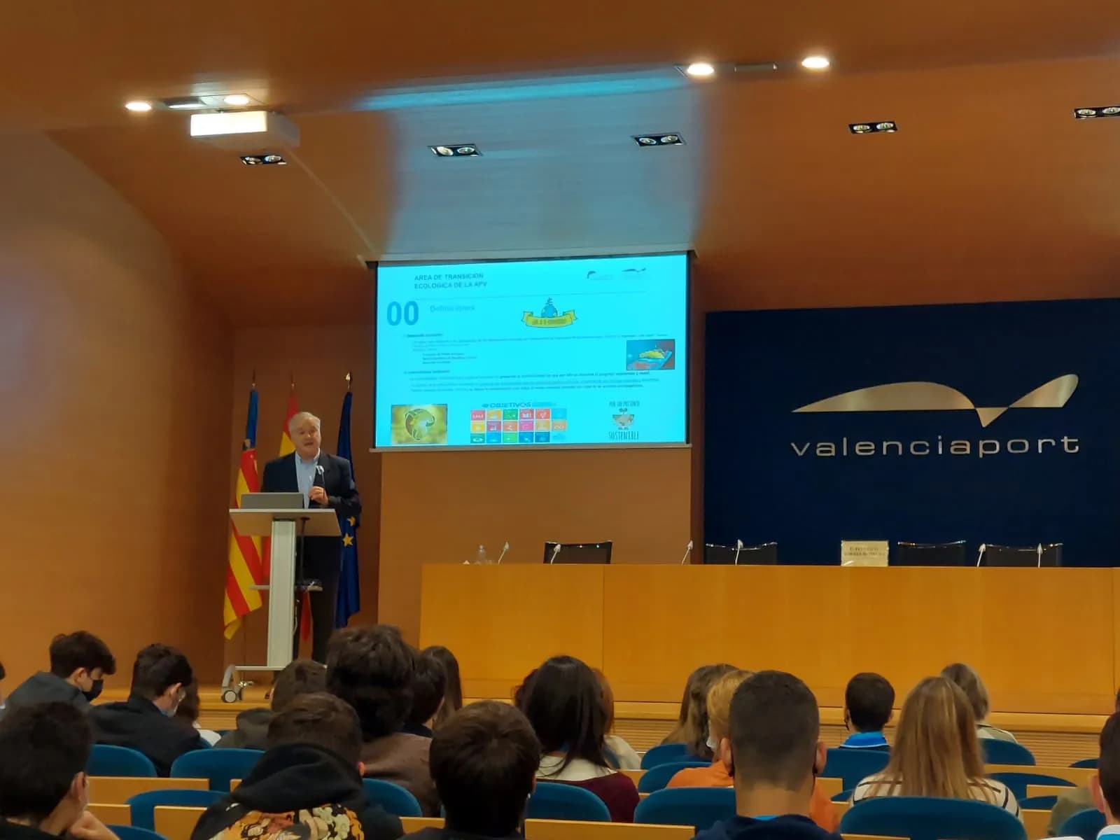 El Puerto de Valencia acoge la entrega de premios del concurso Blue Deal for the Future