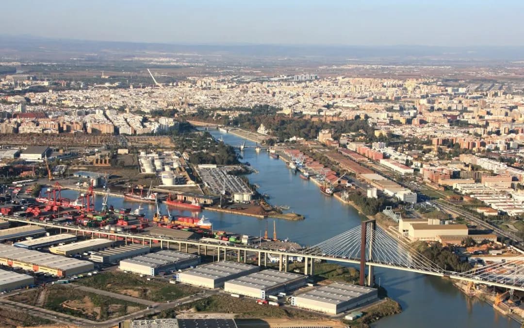 Acuerdo para la creación de un nuevo Centro Portuario de Empleo en el Puerto de Sevilla