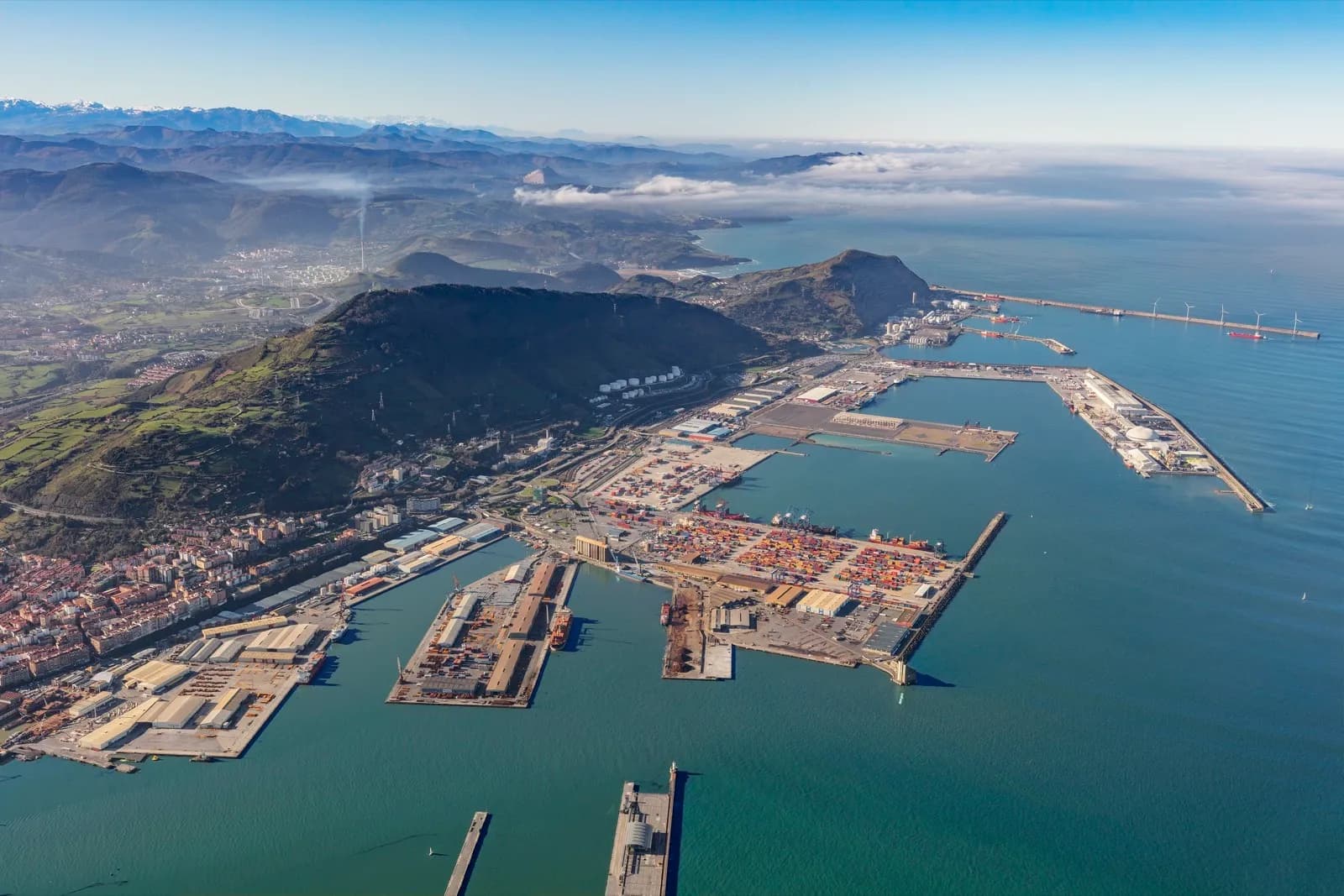 La Fundación Puerto y Ría de Bilbao lanza nueva edición de su Programa de Prácticas en Empresa