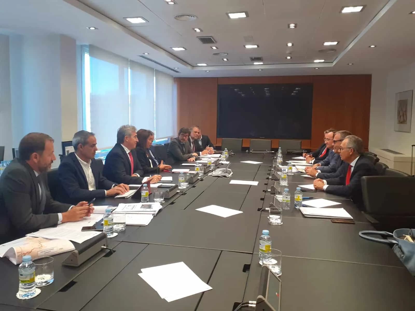 ADIF asegura que la línea férrea estará modernizada en su totalidad en 2022