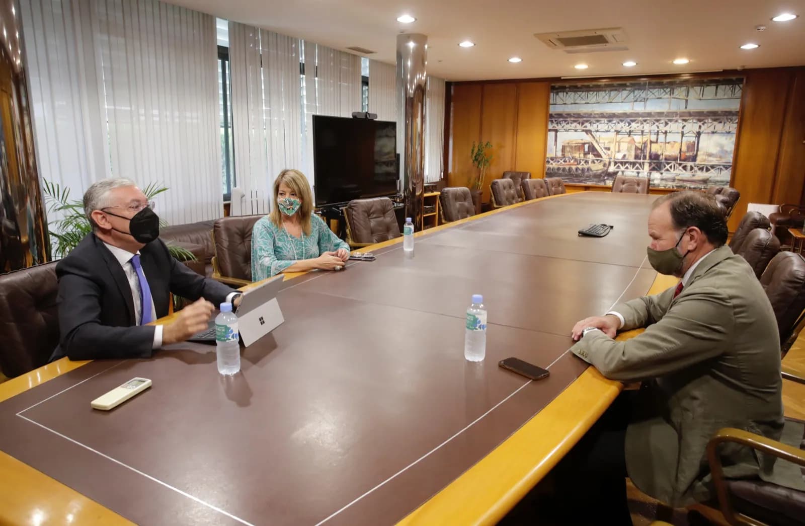 La Autoridad Portuaria de Huelva y la Federación Onubense de Empresarios unen sinergias para crear empleo y oportunidades