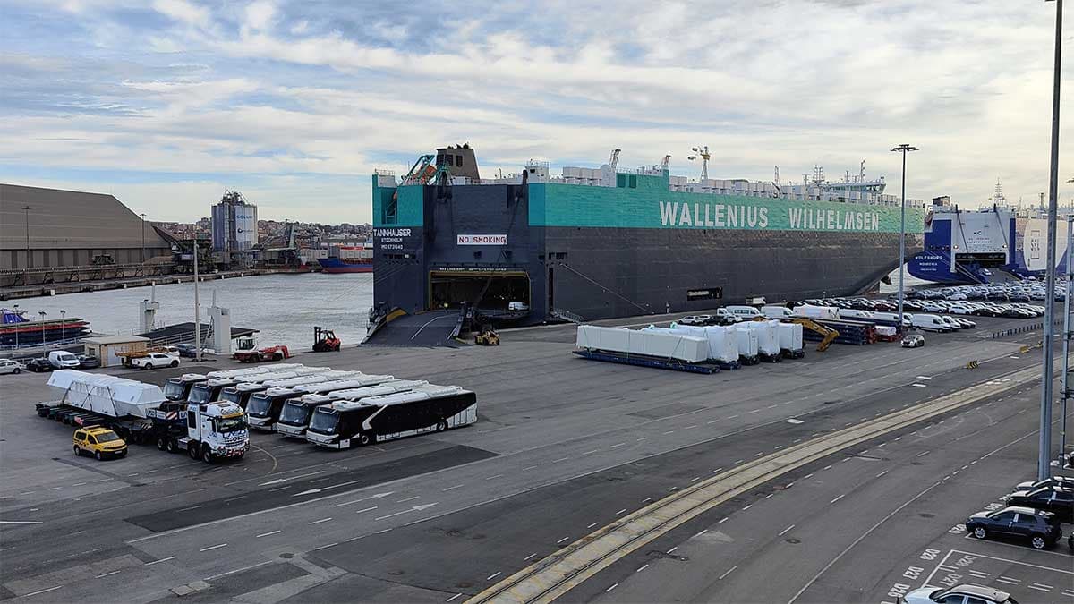 Wallenius Wilhelmsen carga en Santander un rotor de 195 toneladas, récord de peso en buque Ro-Ro en España
