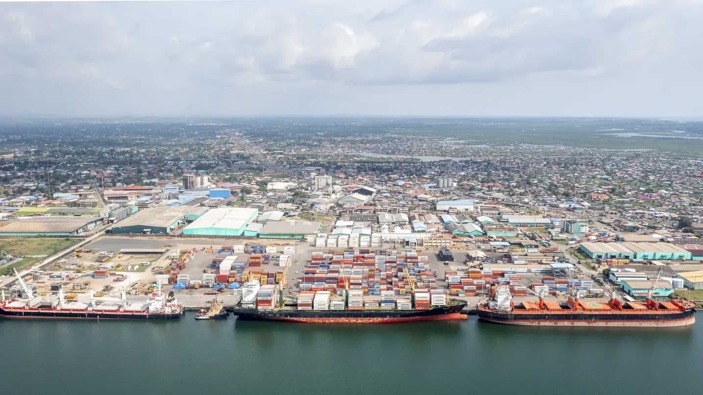 Marruecos refuerza su presencia en el sector portuario africano con un acuerdo para modernizar los principales puertos de Liberia