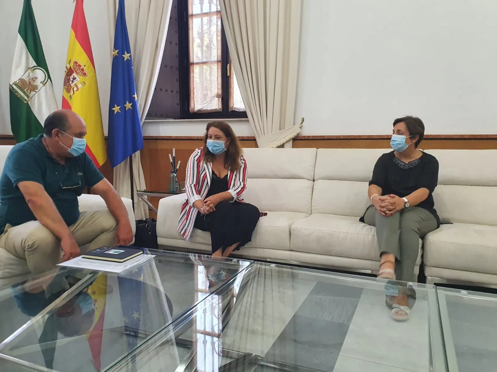 El nuevo presidente de Faape, José María Gallart, se propone afrontar los retos de la pesca andaluza desde la colaboración mutua con la Junta