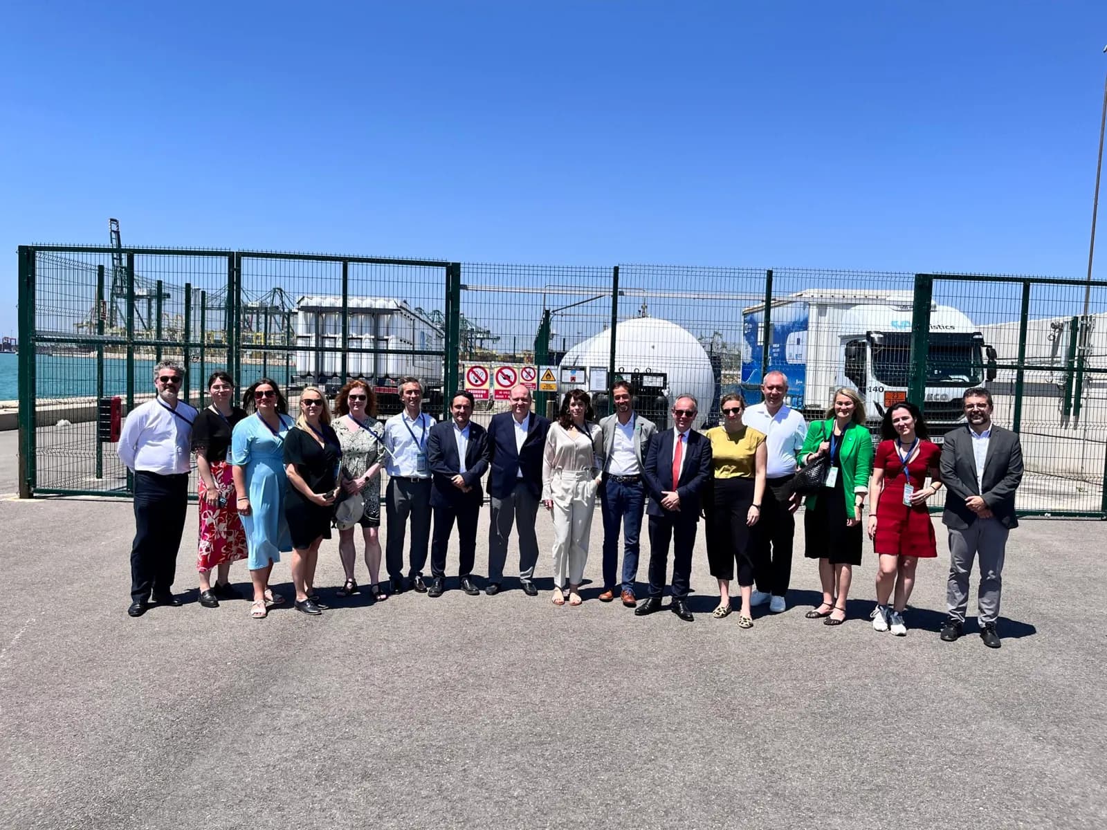 Representantes europeos de Medio Ambiente visitan el Puerto de Valencia para conocer sus proyectos medioambientales
