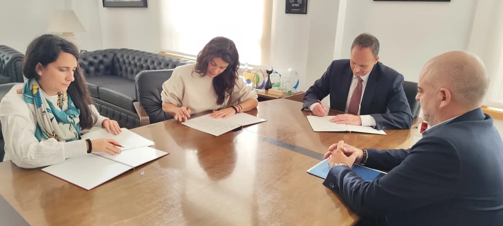 La Autoridad Portuaria de Vigo refuerza su compromiso con la sostenibilidad a través del proyecto “Upcycling the Oceans”
