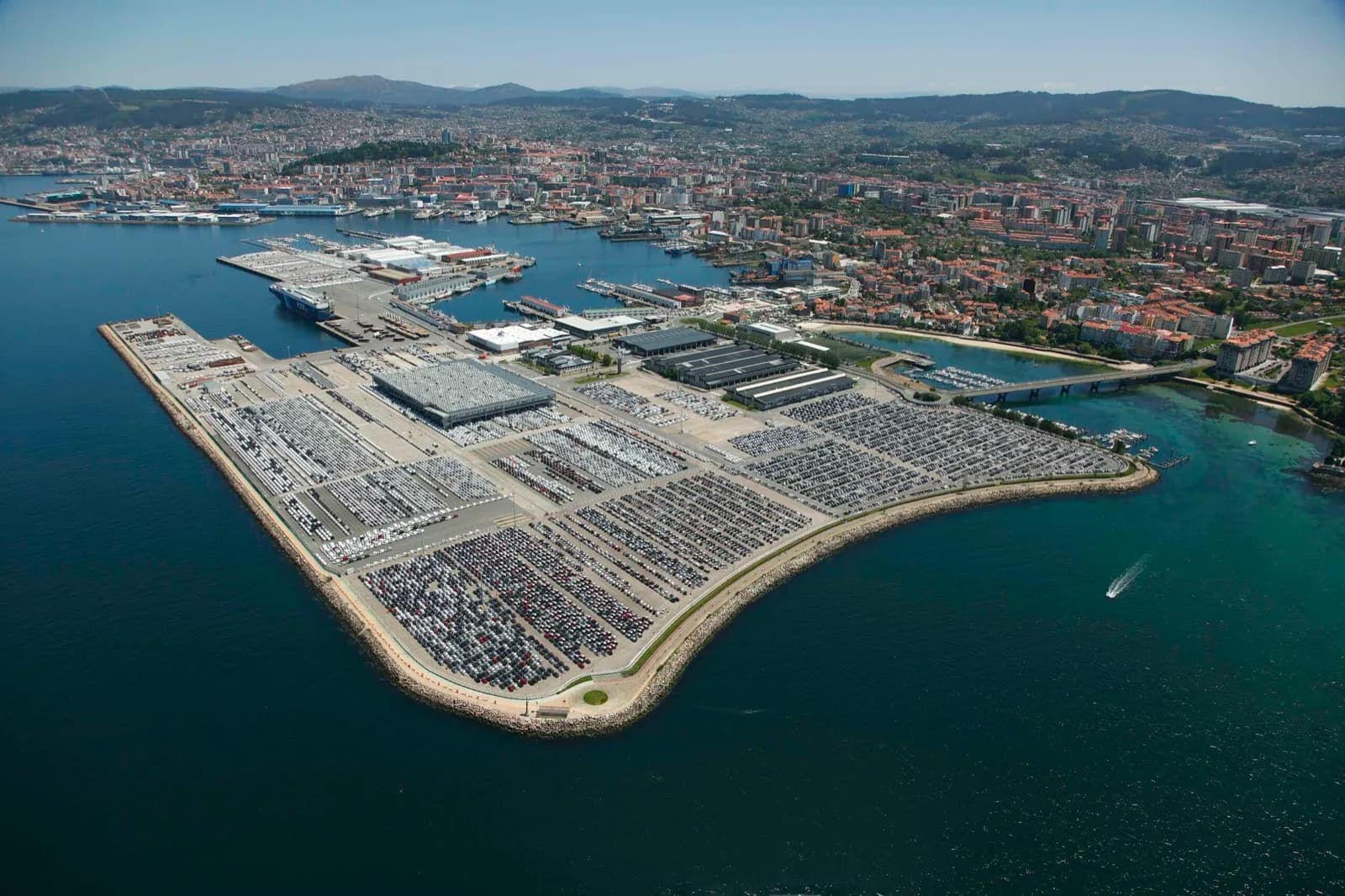 La Autoridad Portuaria de Vigo reorganizará y ampliará el estacionamiento en Bouzas