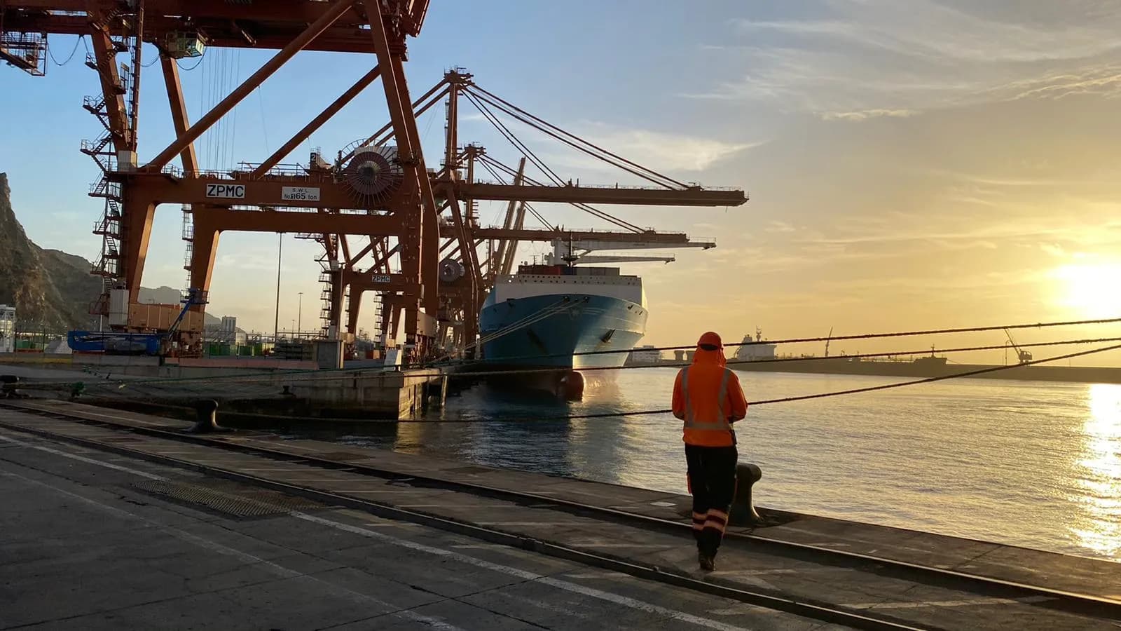 El puerto de Santa Cruz de Tenerife se mantiene como el tercero más eficiente de España