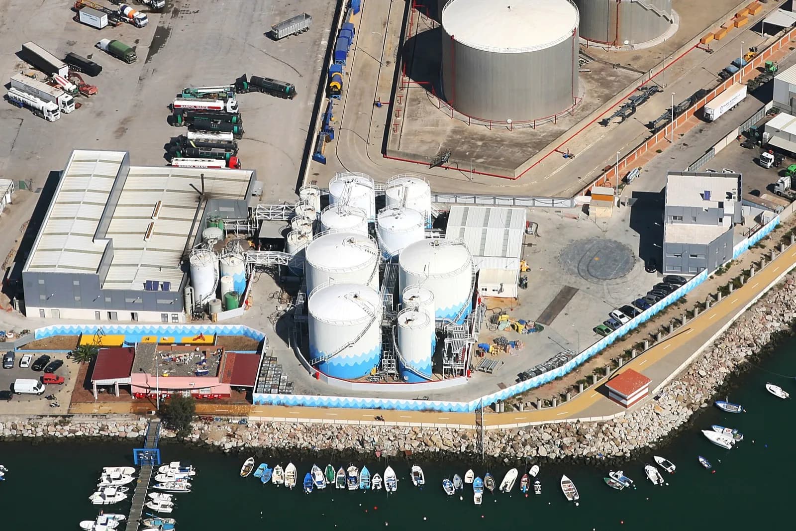 La Planta de Urbaser en Algeciras consigue producir compostaje para uso agrario a través del tratamiento de los residuos que generan los buques