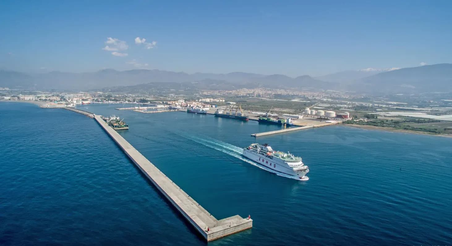 Grupo Armas Trasmediterránea despliega casi dos millones de plazas para la OPE 2026