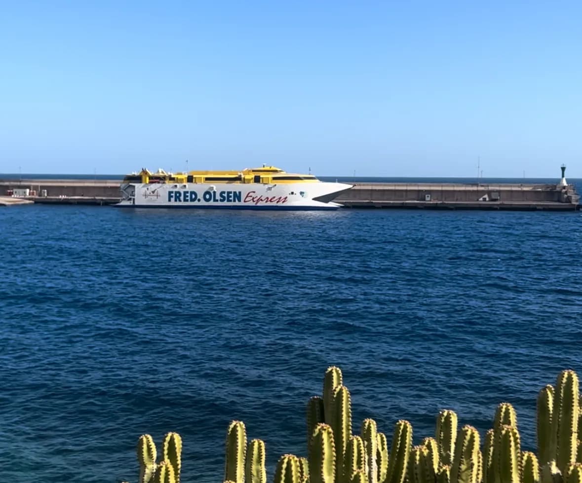 Más de 32.000 pasajeros viajarán con Fred. Olsen Express durante el puente de la Virgen de Candelaria