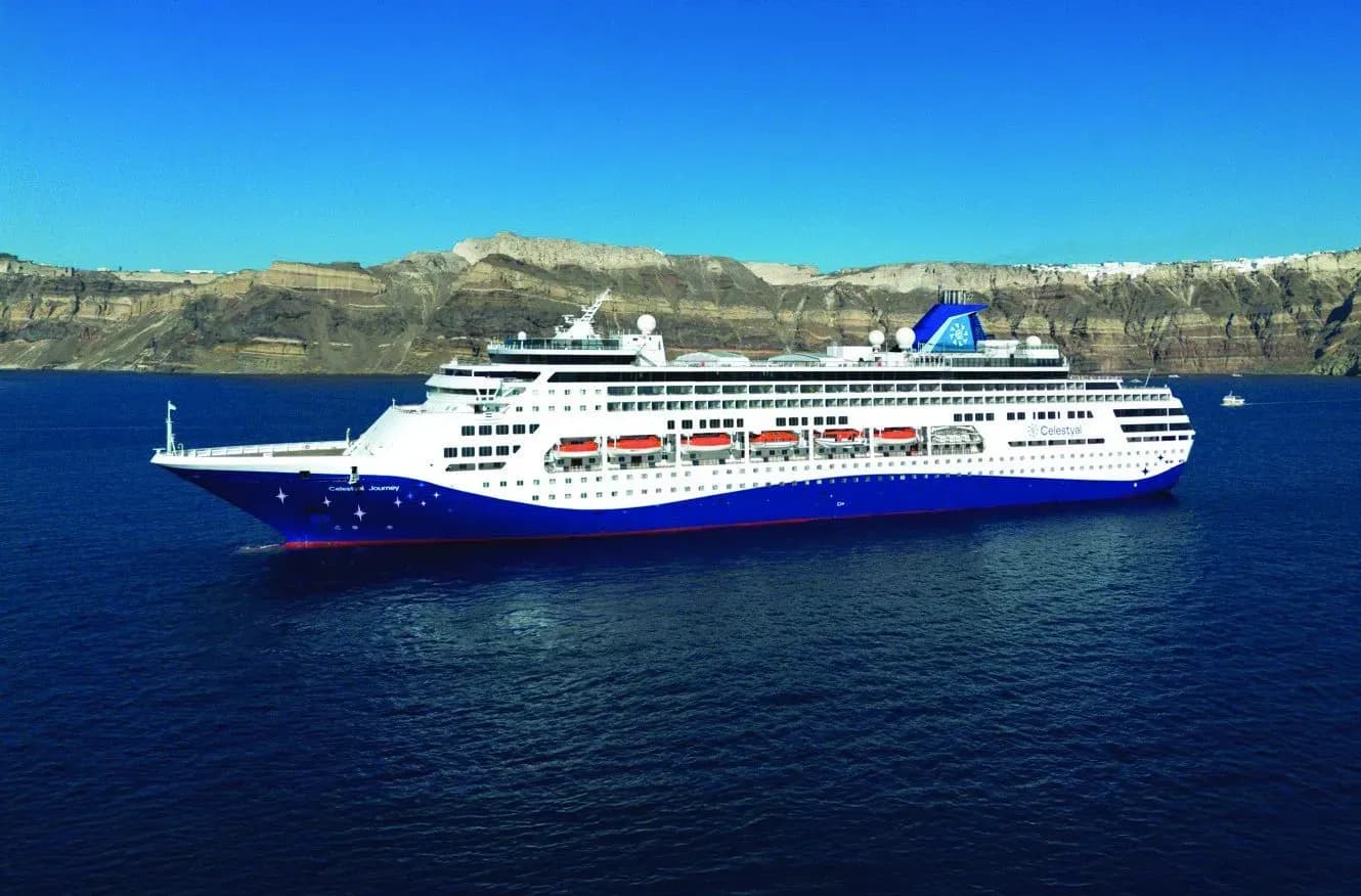 Celestyal logra cruzar el Estrecho de Ormuz con dos cruceros en plena tensión regional