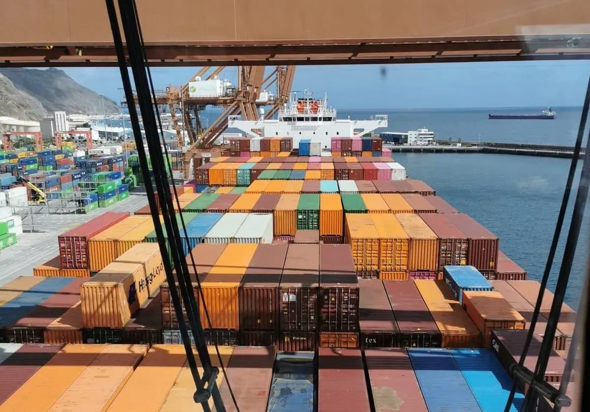 El puerto de Santa Cruz de Tenerife refuerza su crecimiento en pasajeros y mercancías