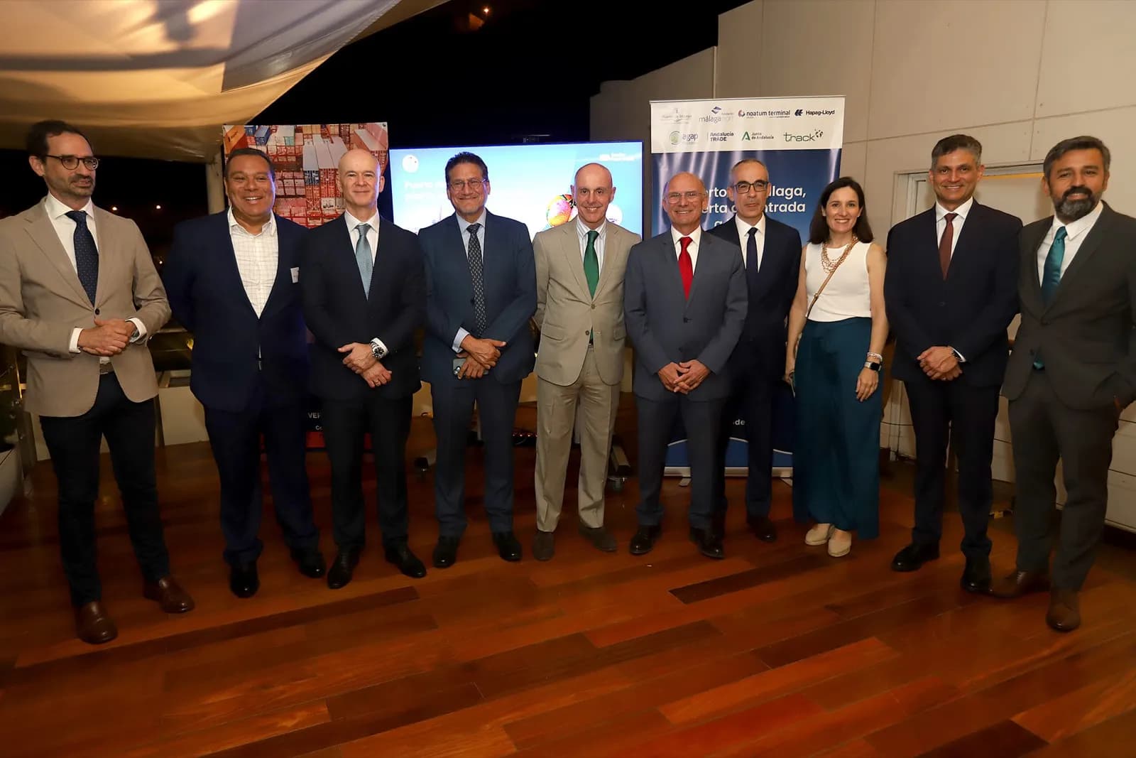 El Puerto de Málaga refuerza su estrategia para atraer tráficos hortofrutícolas desde Perú