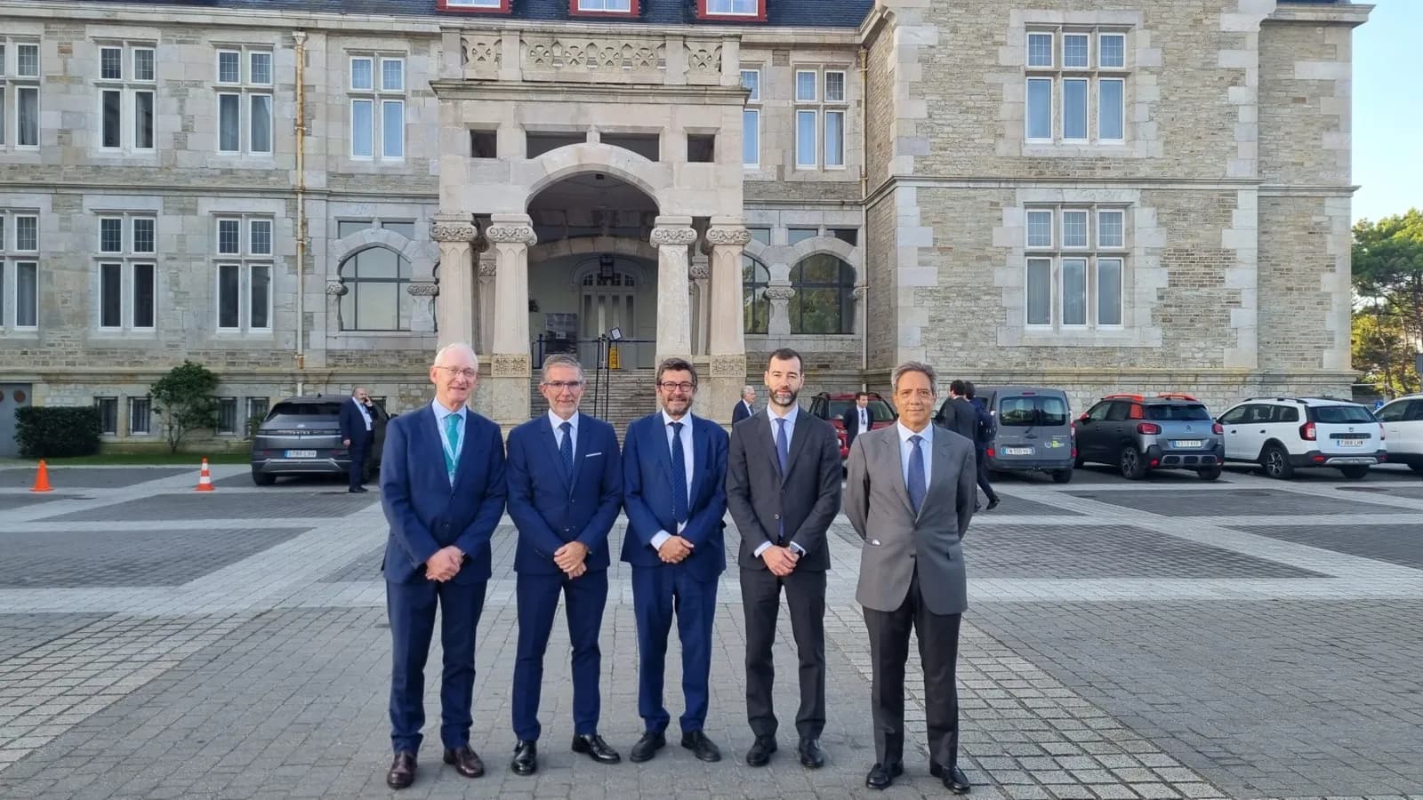 Profesionales del derecho portuario y marítimo analizan el futuro del sector