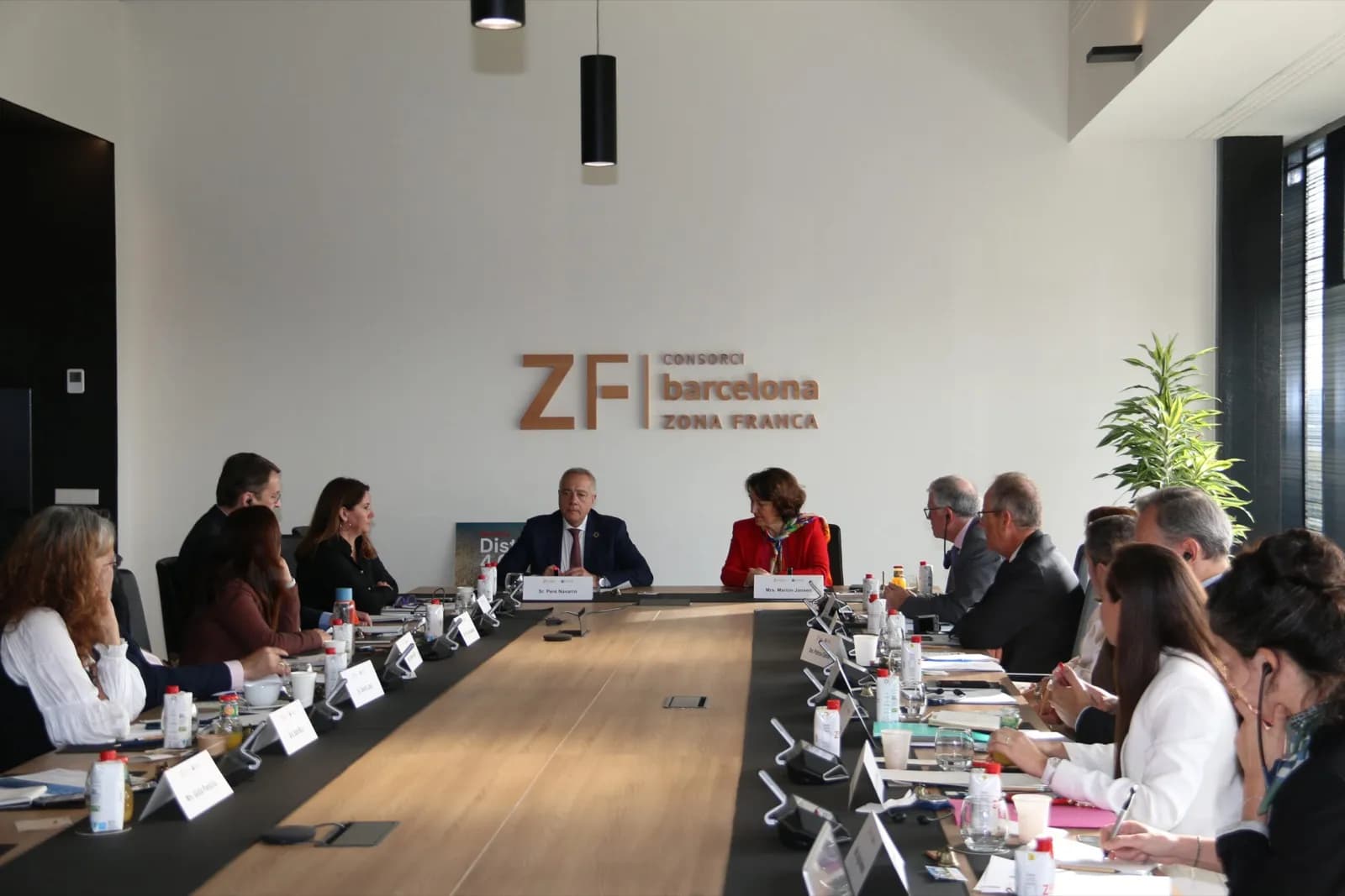 El Consorcio de la Zona Franca de Barcelona y la OCDE impulsan una certificación global de seguridad comercial para zonas francas