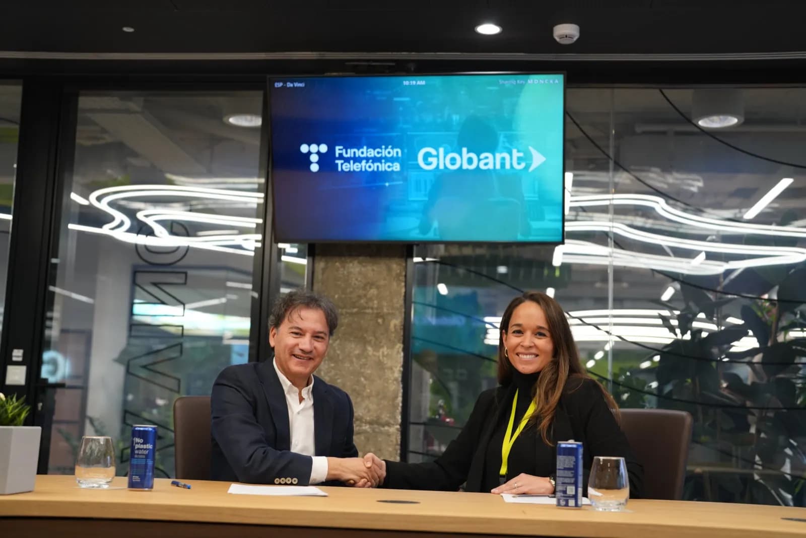 Globant y Fundación Telefónica firman un convenio para impulsar la formación digital en España