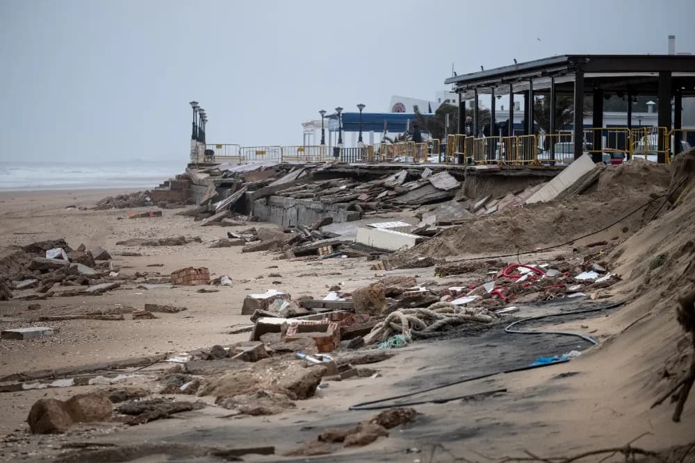 Greenpeace presenta el informe «Crisis a Toda Costa 2024»