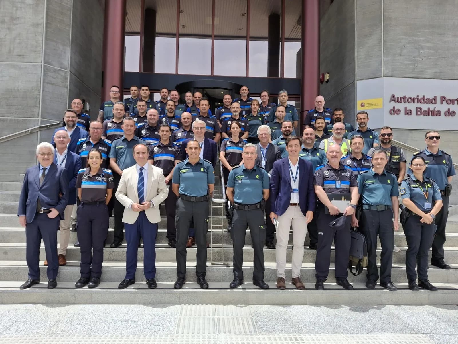 Un encuentro aborda la seguridad portuaria y la protección de infraestructuras críticas